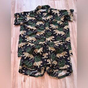 Printfresh pajamas in short sleeve set with shorts.